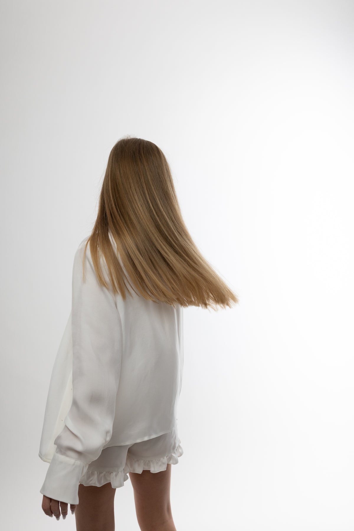 The Lumière Set White